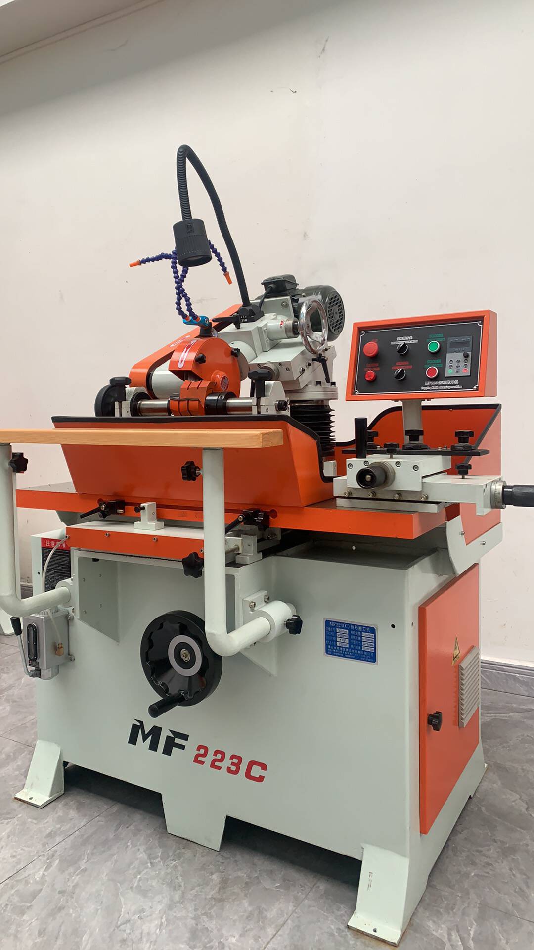 MF223C เครื่องลับมีดโปรไฟล์